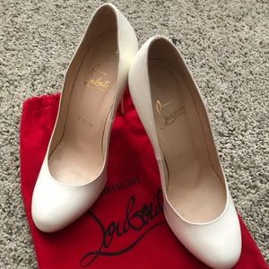 ❤️Christian Louboutin Ivory White Heels❤️